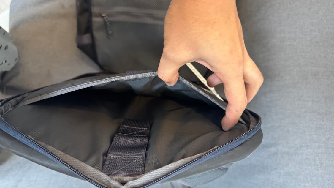 새상품) 파타고니아 블랙홀 mlc 미니 백팩 상품이미지7