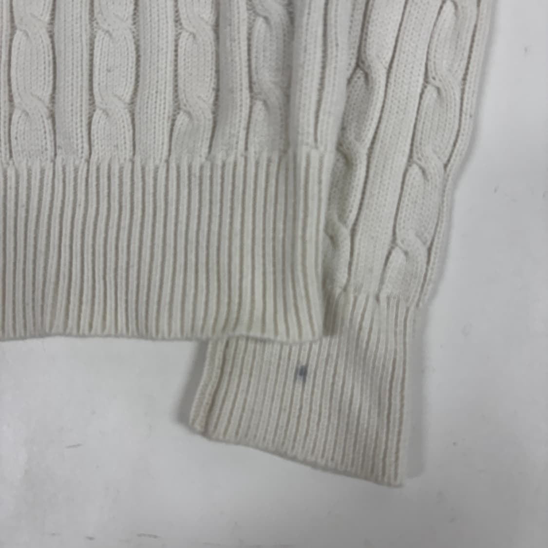 폴로 브이넥 니트  상품이미지6