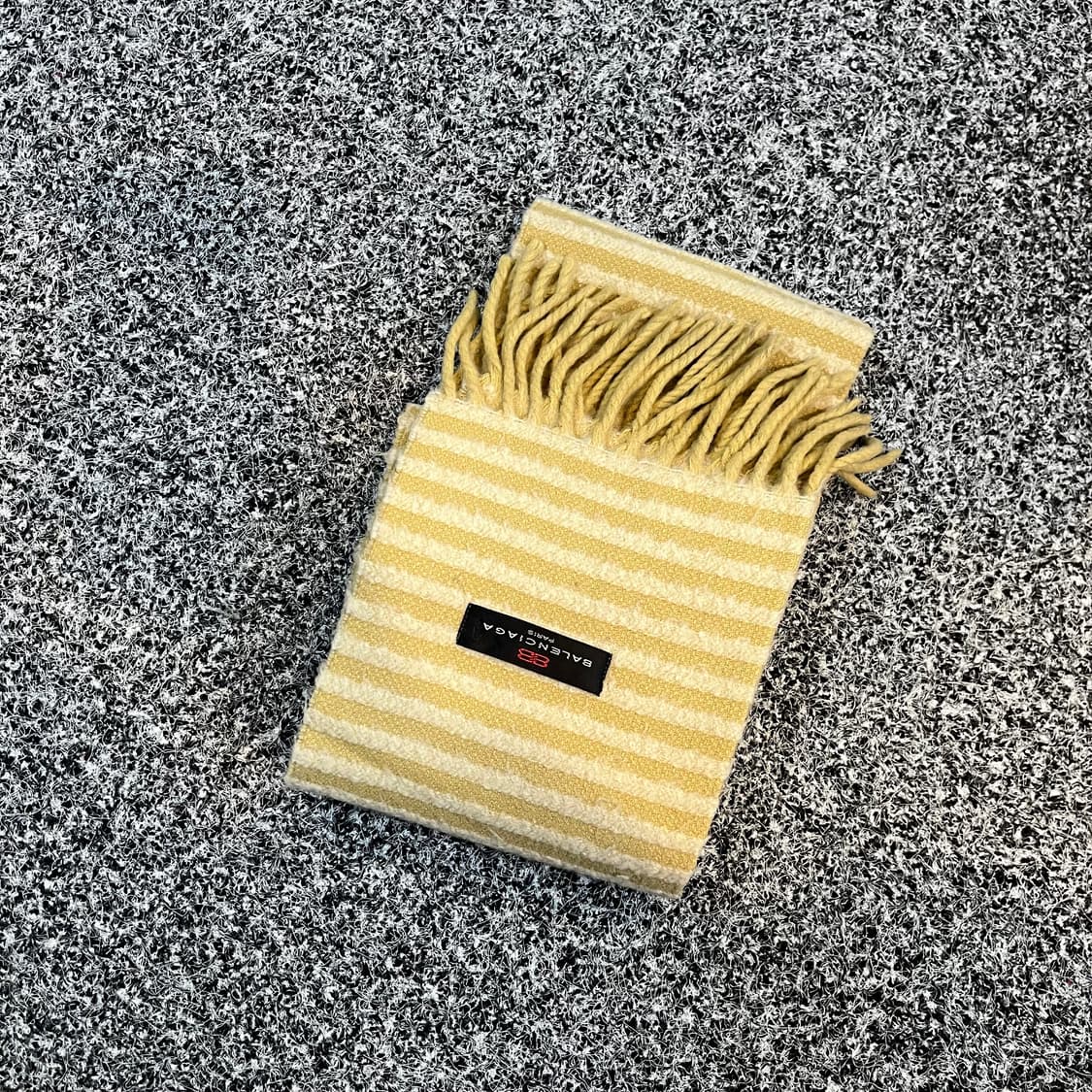 빈티지 발렌시아가 머플러 90s  상품이미지3