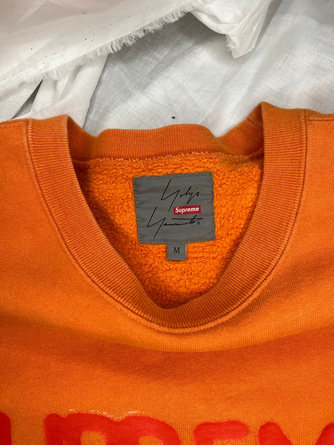 슈프림 x 요지야마모토 로고 스웻셔츠 상품이미지2