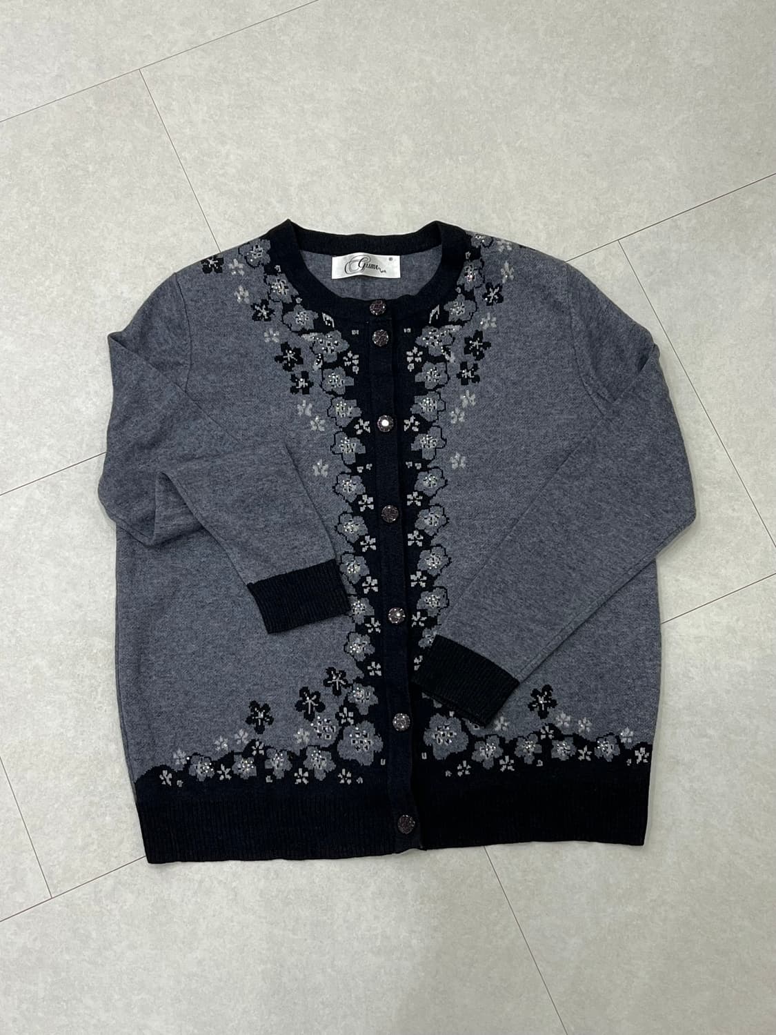 캐시미어 혼방 플라워 빈티지 가디건 상품이미지1