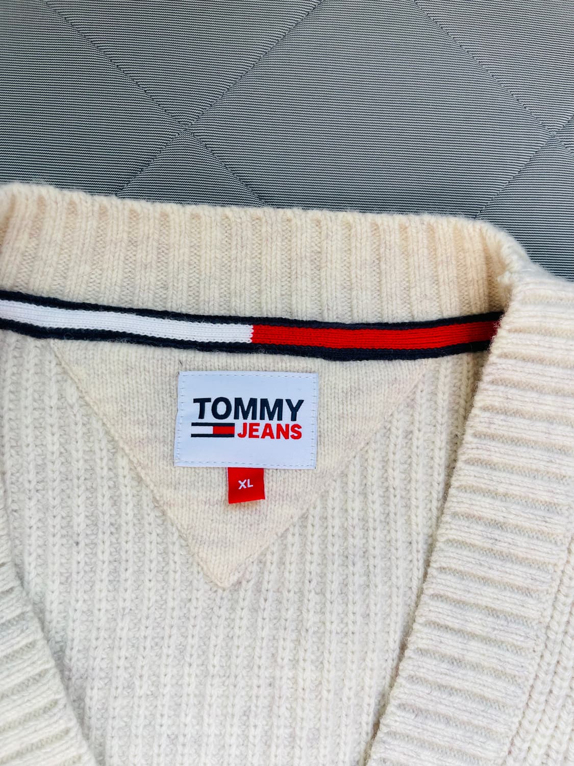 Tommy jeans 가디건 XL 상품이미지2