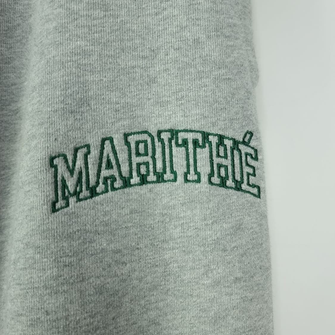 [마리떼프랑소와저버] 로고 자수 스웻 조거 팬츠 그레이 M19566 상품이미지6