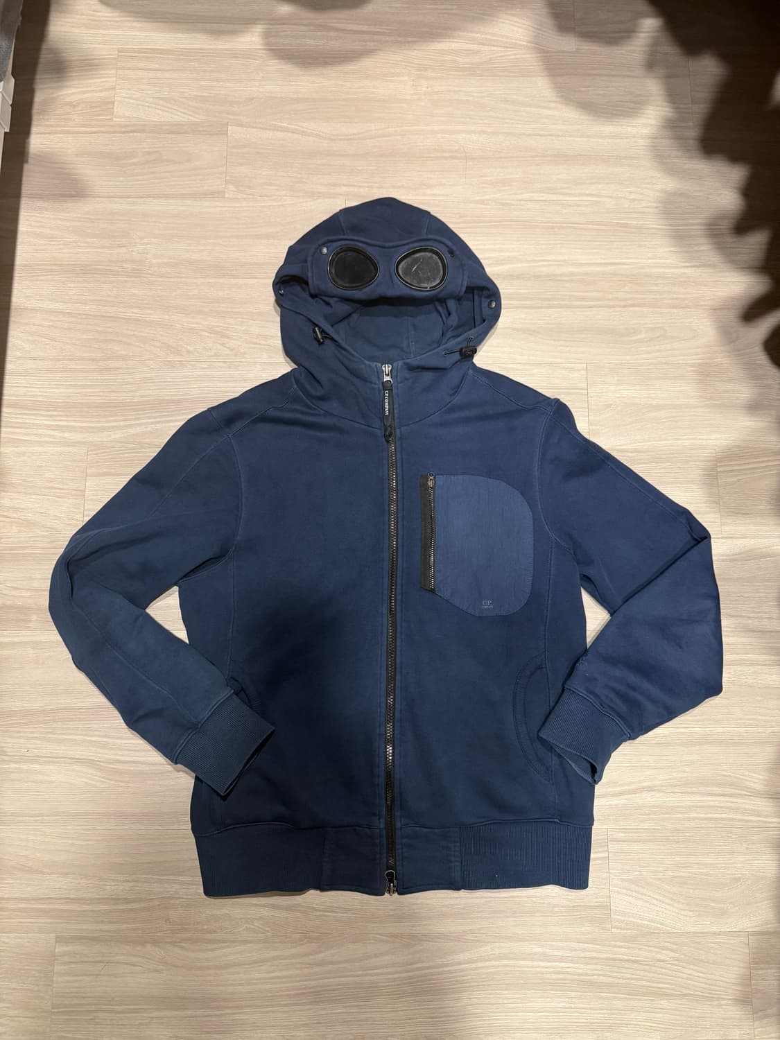 정품 cp컴퍼니 고글 후드집업 상품이미지1