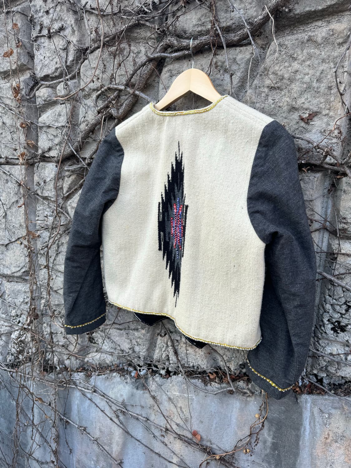 센티넬라 오르테가 치마요 핸드 우븐 울 커스텀 네이티브 무늬 자켓 상품이미지5