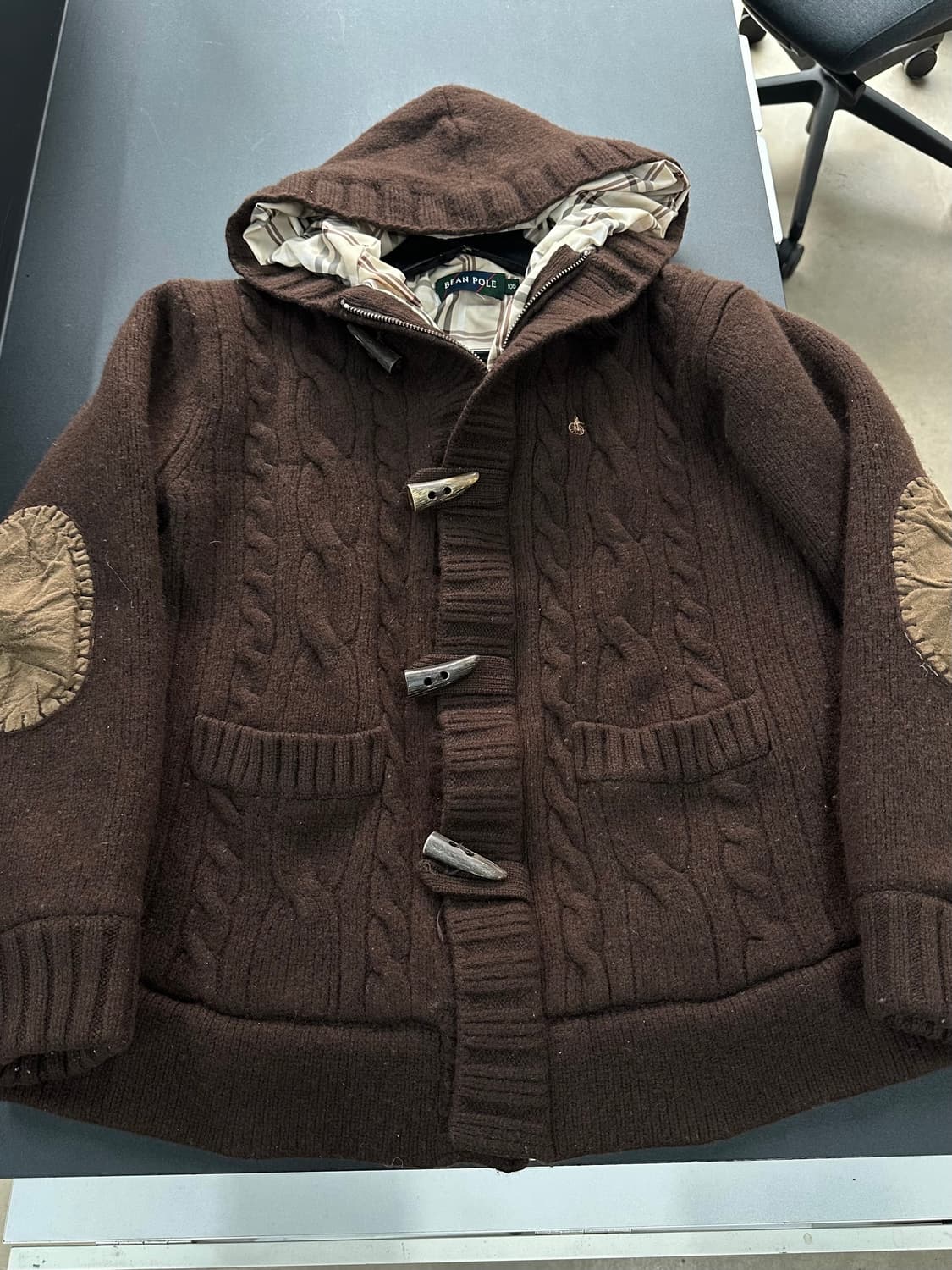 빈폴 초코체크 암패치 꽈배기 더플니트자켓  상품이미지5