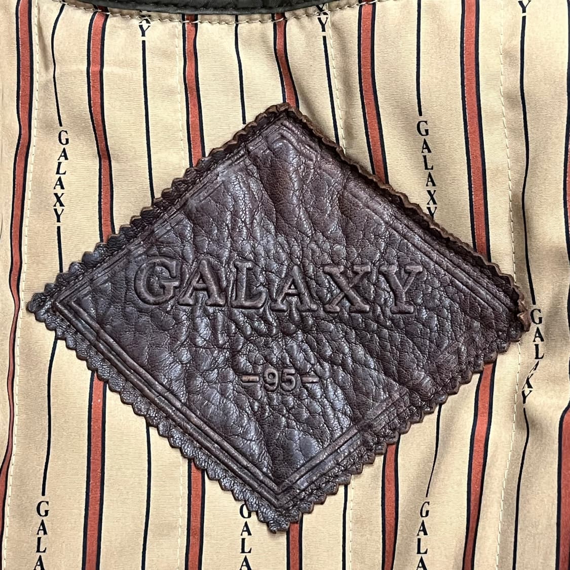 [정품/95] 갤럭시 브라운 가죽 무스탕 자켓 b10 상품이미지5