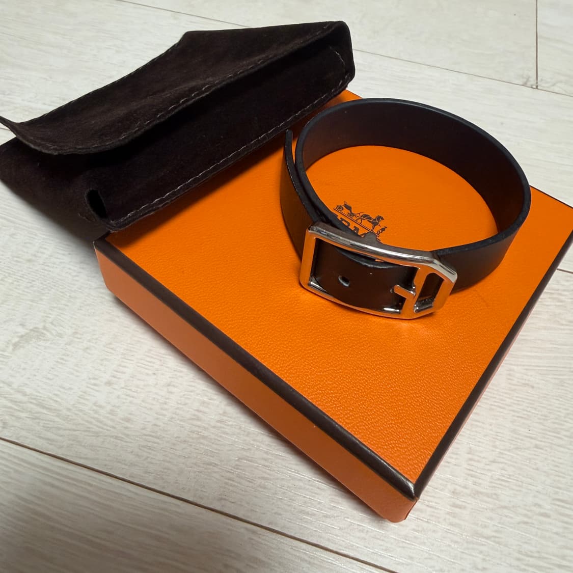 Hermès 에르메스 패독 가죽팔찌 상품이미지1