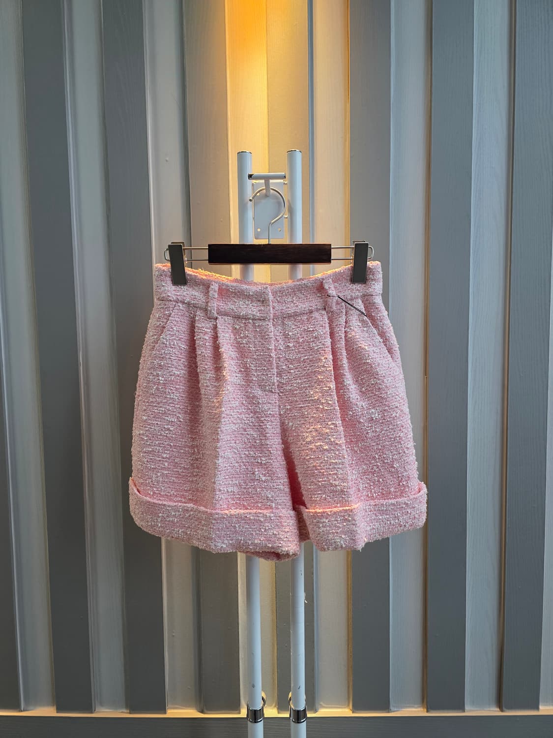 러블리한 핑크트위드 버뮤다팬츠 상품이미지1