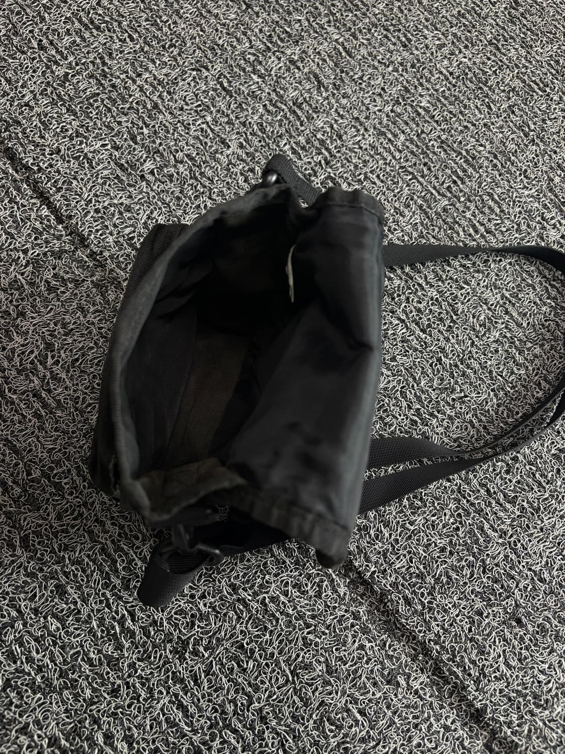 노스페이스 고프코어 미니 크로스백 4858 상품이미지6