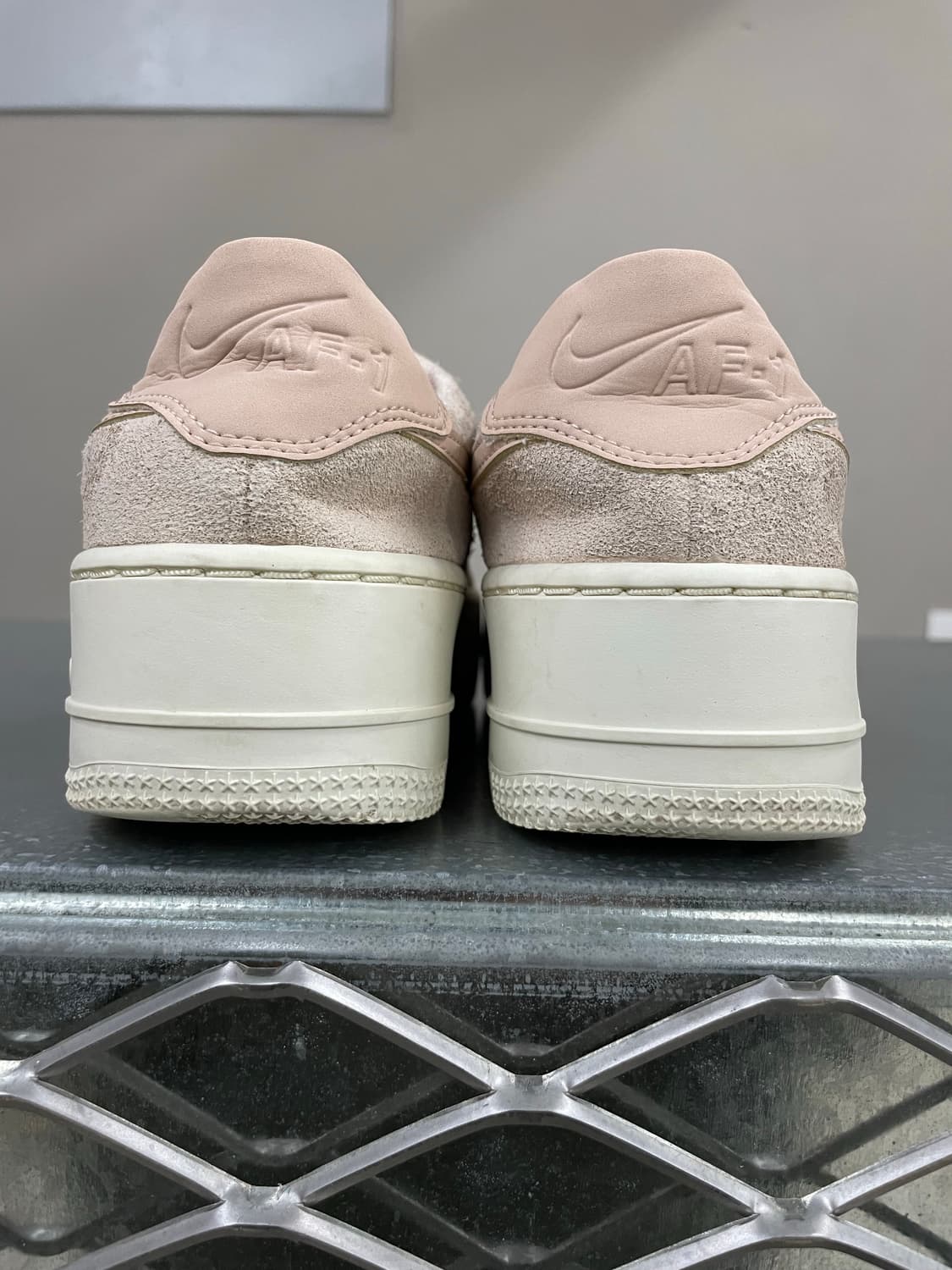 나이키 에어포스1 파티클 베이지 225  상품이미지3