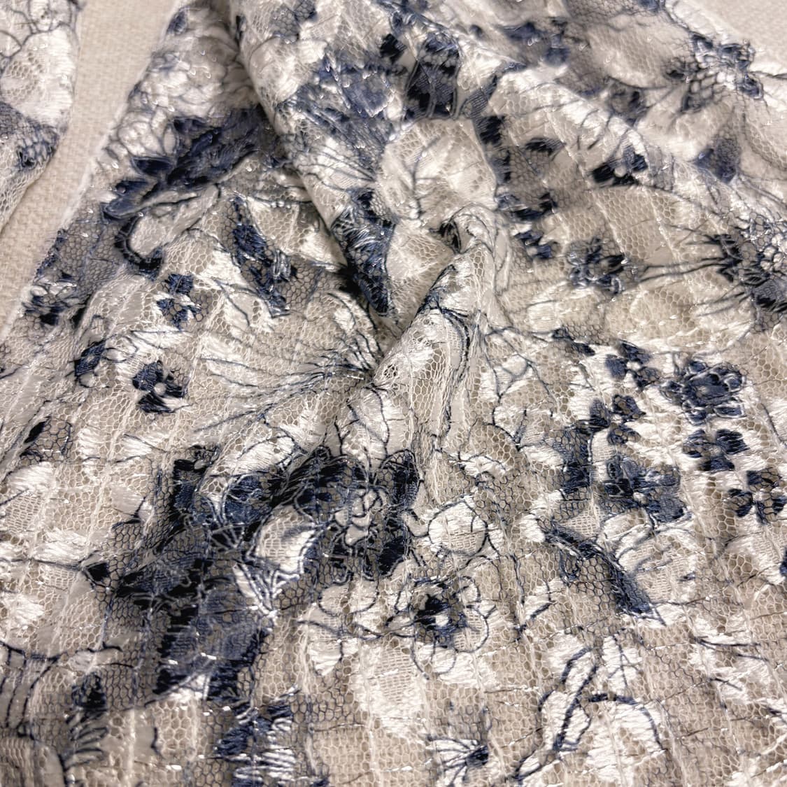 (이체시에눌) 일본 오리엔탈 페어리 블루 앤 화이트 은사 시스루 머플러 상품이미지2