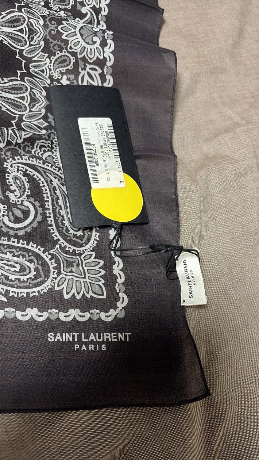 생로랑 반다나 스카프 새상품 상품이미지4