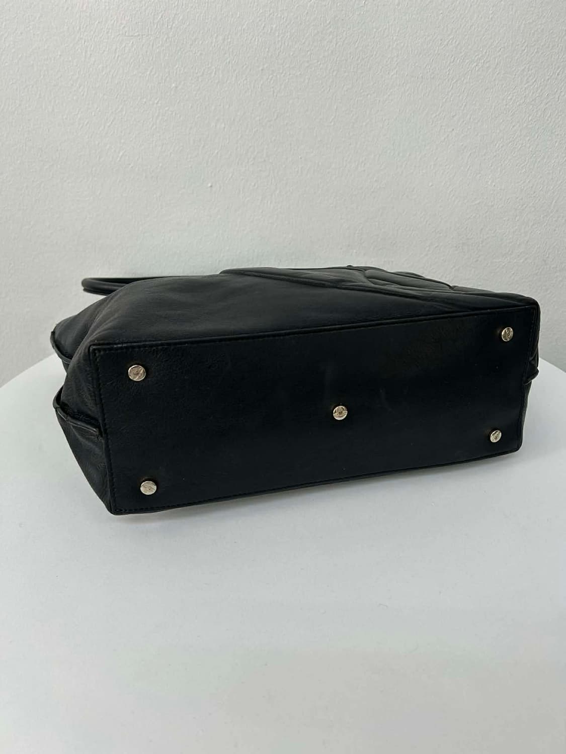 비비안웨스트우드 ORB 가죽 쇼퍼 토트백 숄더백 상품이미지5