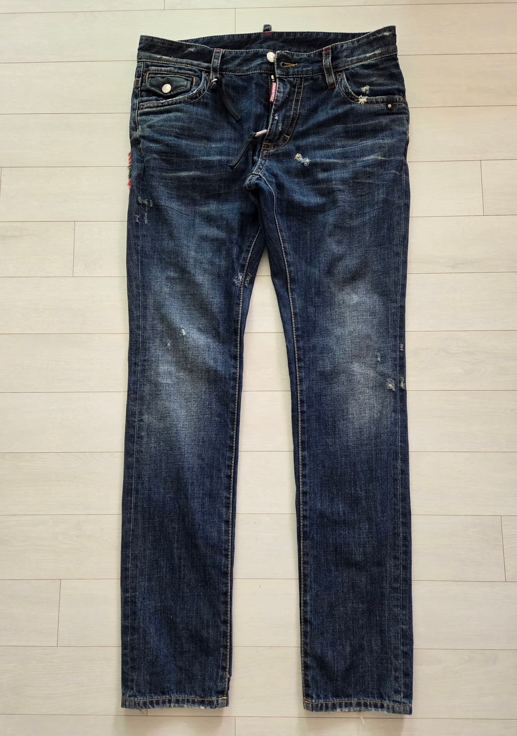 디스퀘어드 리트로 케니슈슬 타타네크 레더패치 데님팬츠 상품이미지1