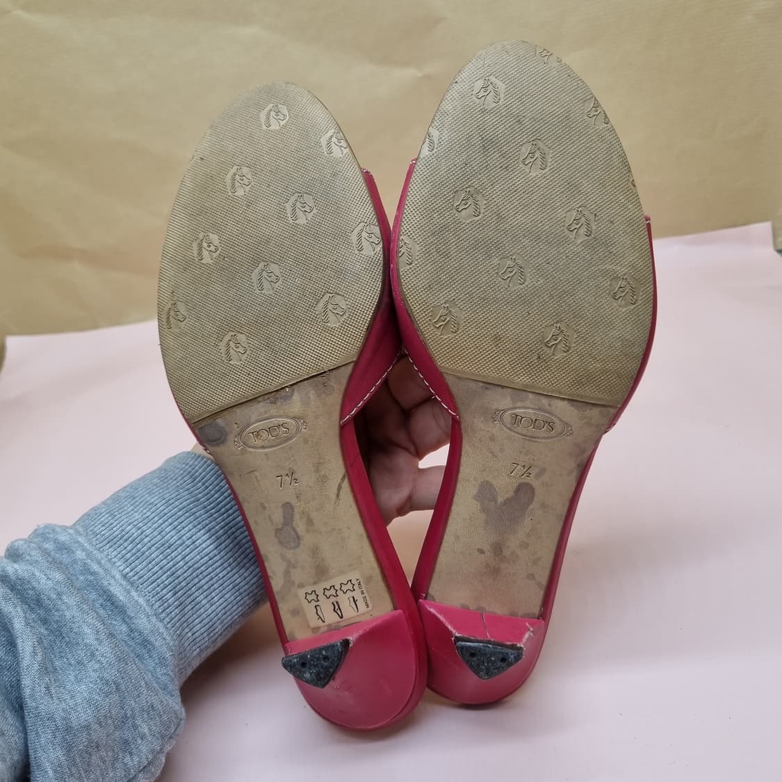 토즈 여성슬리퍼7.5 240 굽5 상품이미지3