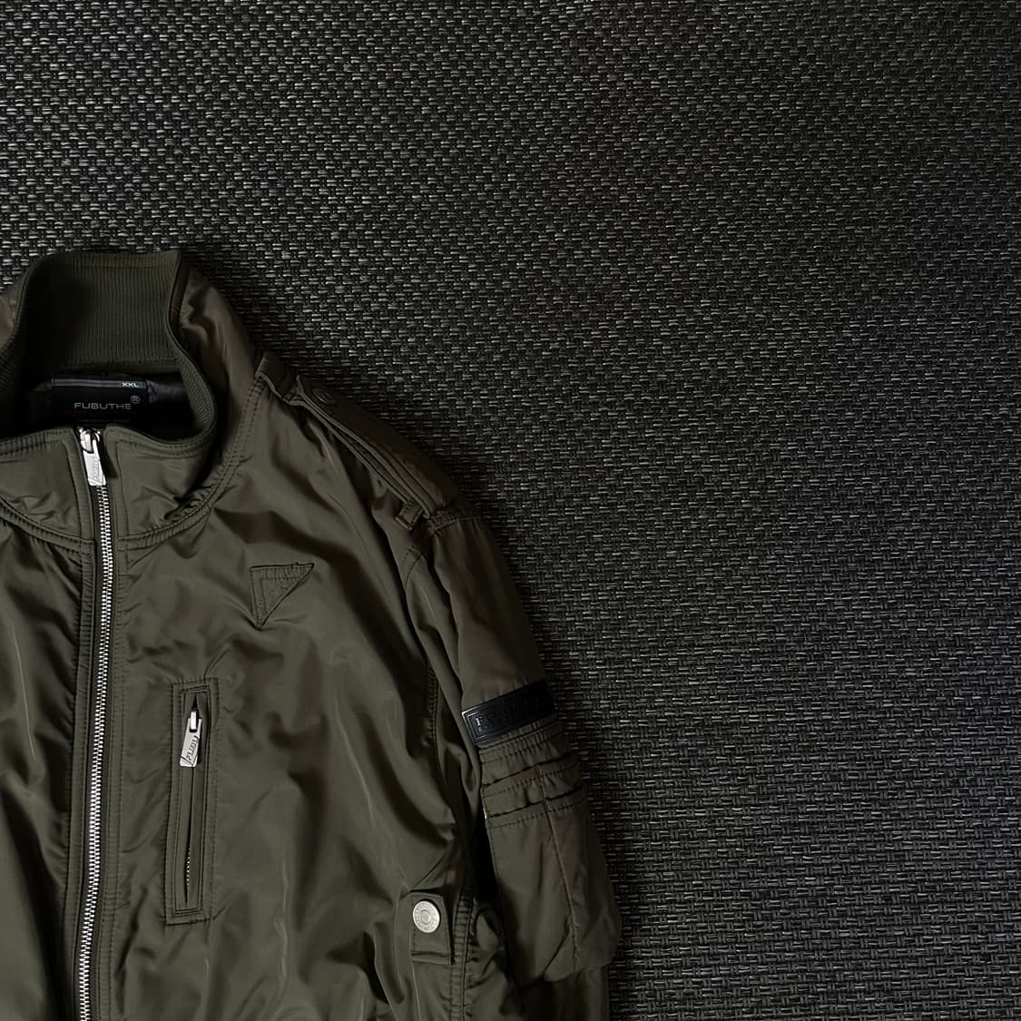 후부 카키 디테일 포켓 바람막이 자켓 XXL 상품이미지3