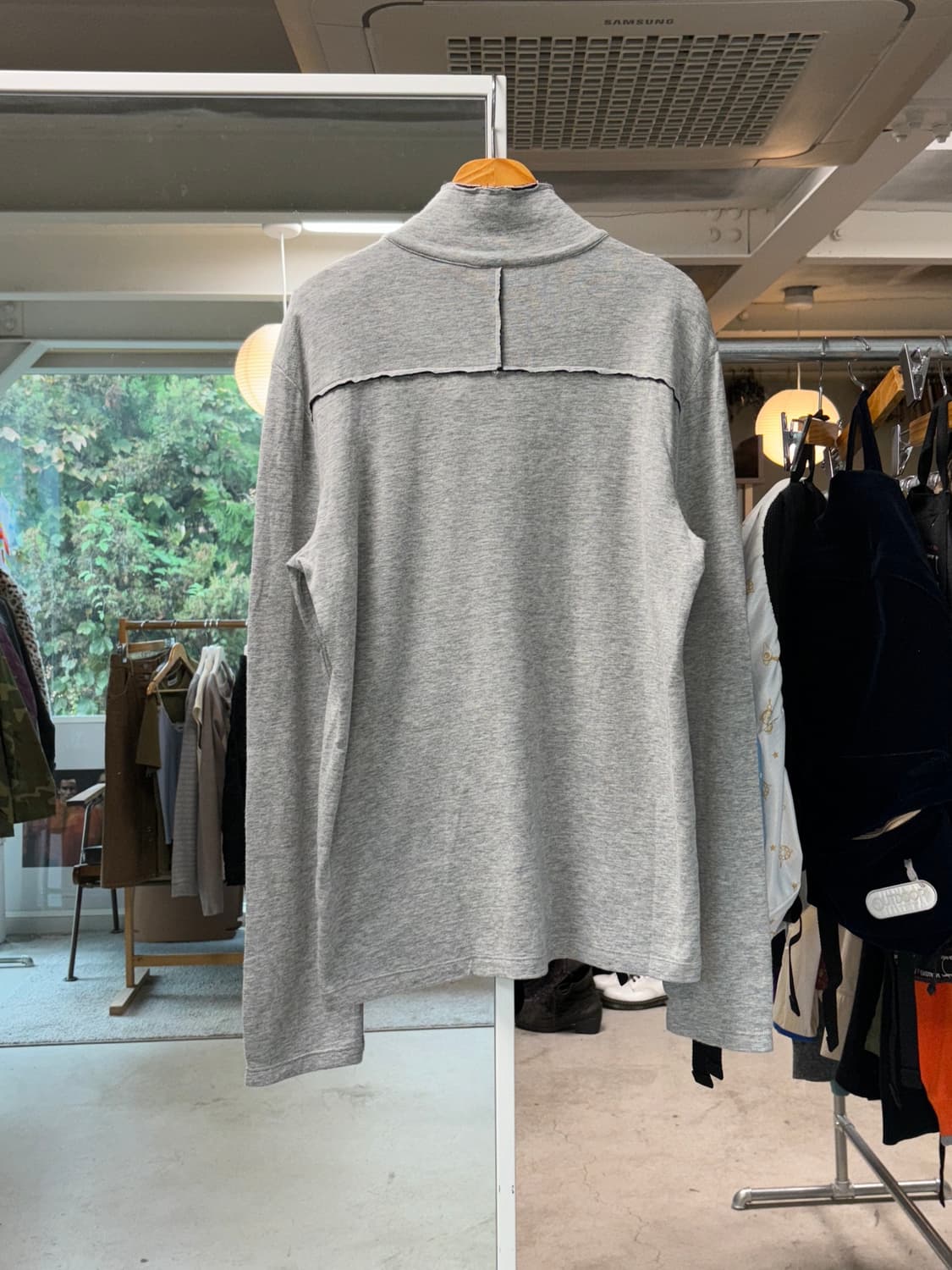 아르마니 익스체인지 하프집업 롱슬리브 상품이미지2