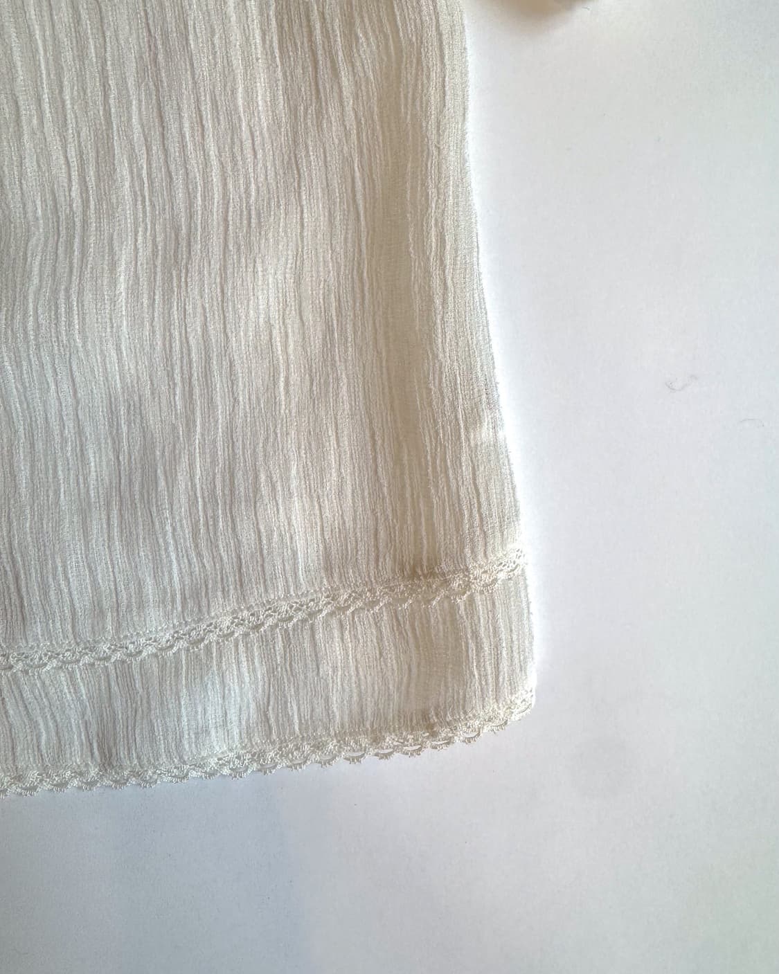 Pintuck Lace Blouse 상품이미지4