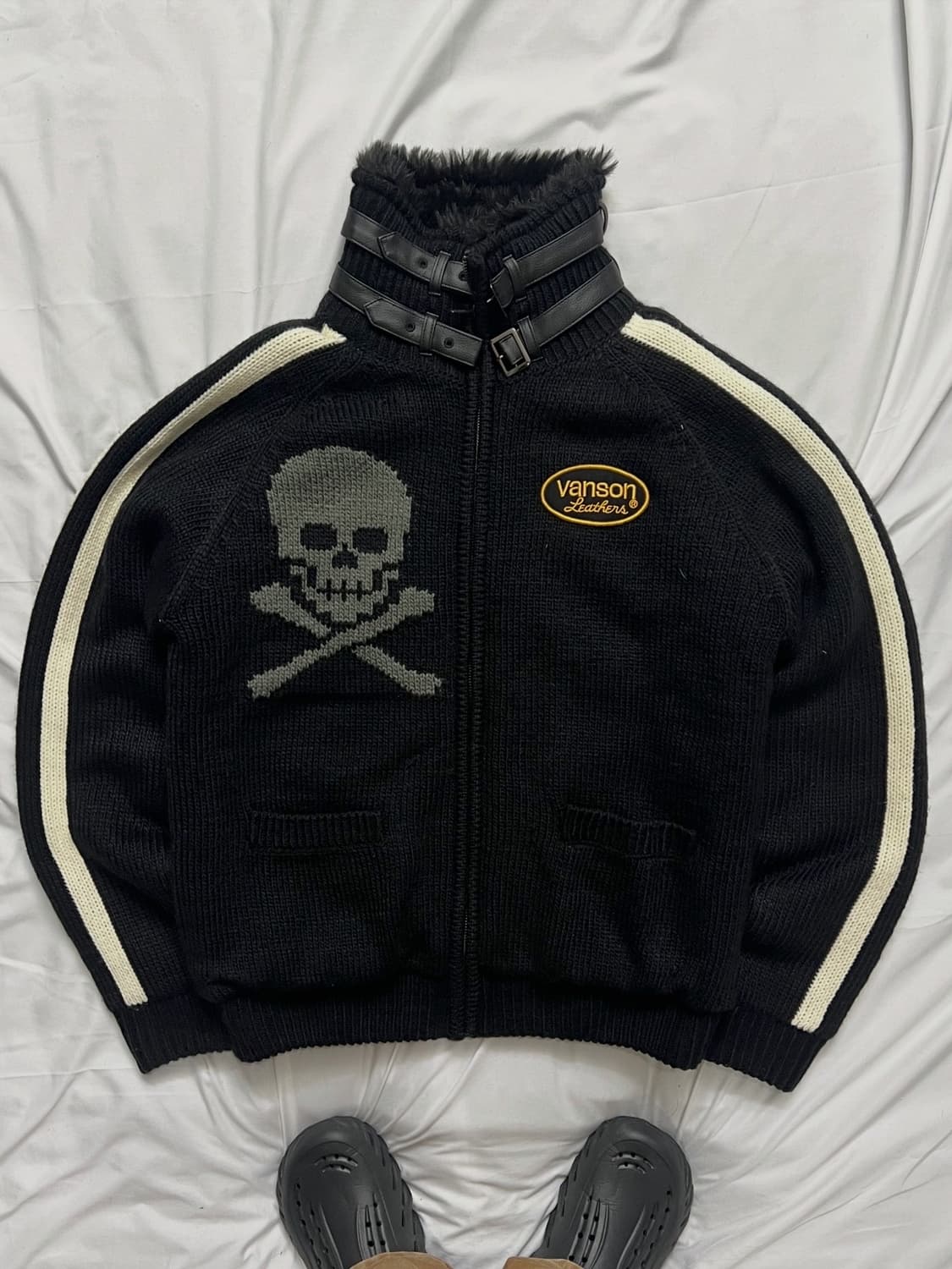 밴슨 스컬 니트 코위찬 상품이미지1