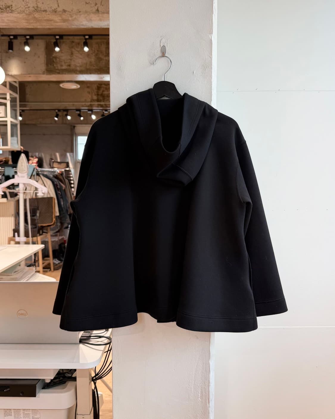 주카 블랙 폴리에스테르 후디 자켓  상품이미지7