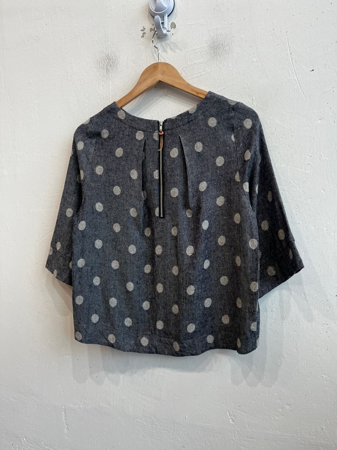 COKETT JPN 린넨 블렌디드 도트 블라우스 상품이미지2