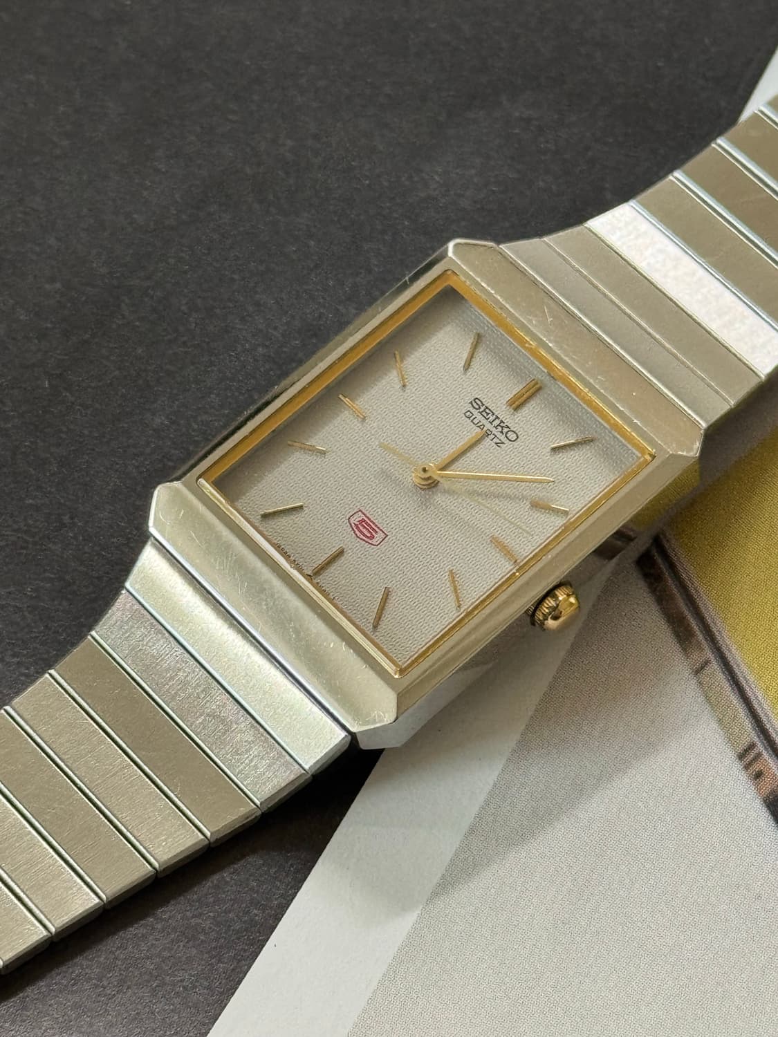 70s Seiko 5 tank quartz rare 상품이미지2