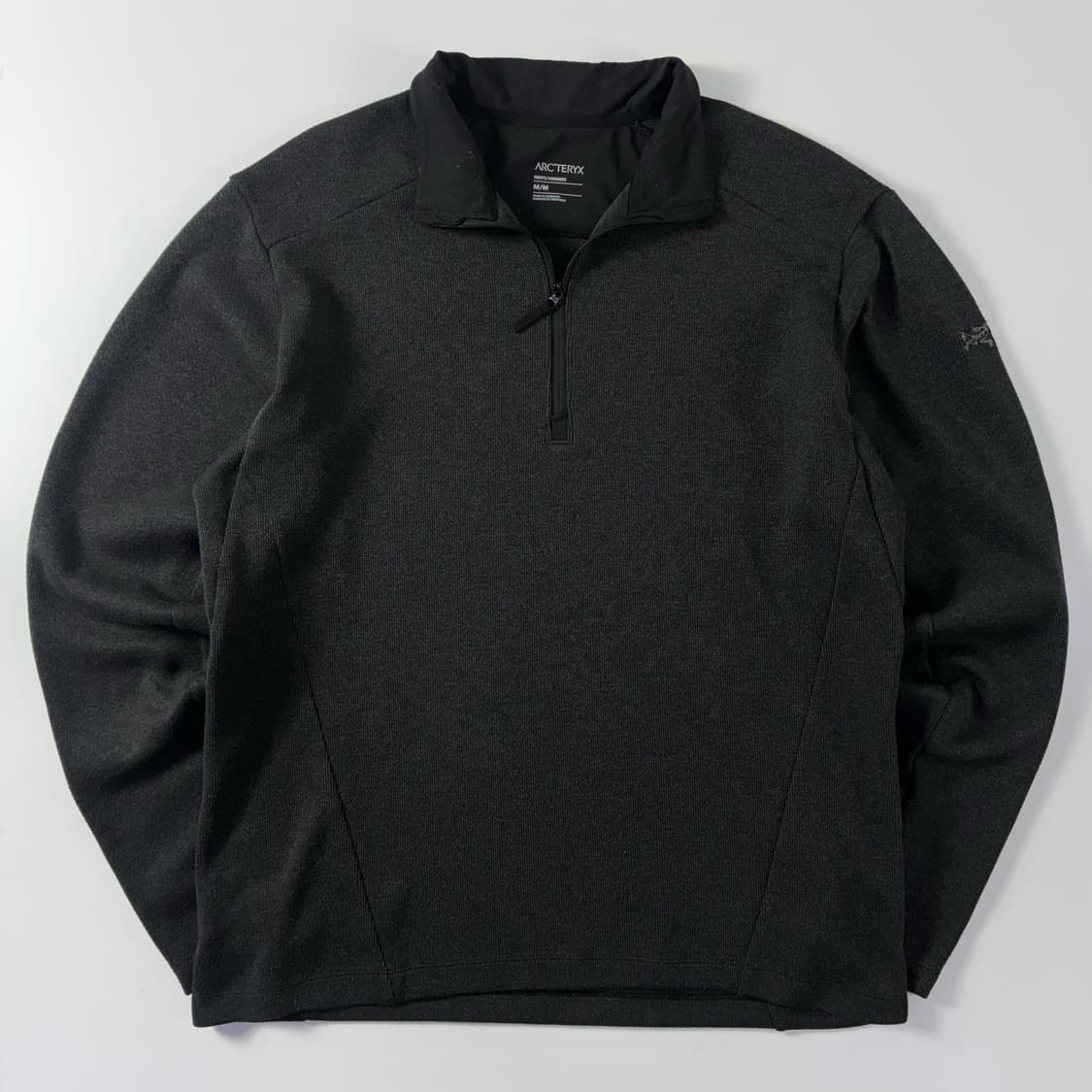 Arc'teryx  아크테릭스 커버트 차콜 반집업 후리스  상품이미지1