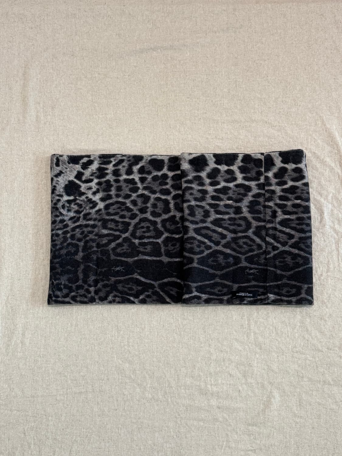 YSL 울캐시미어 레오파드 넥워머 상품이미지6