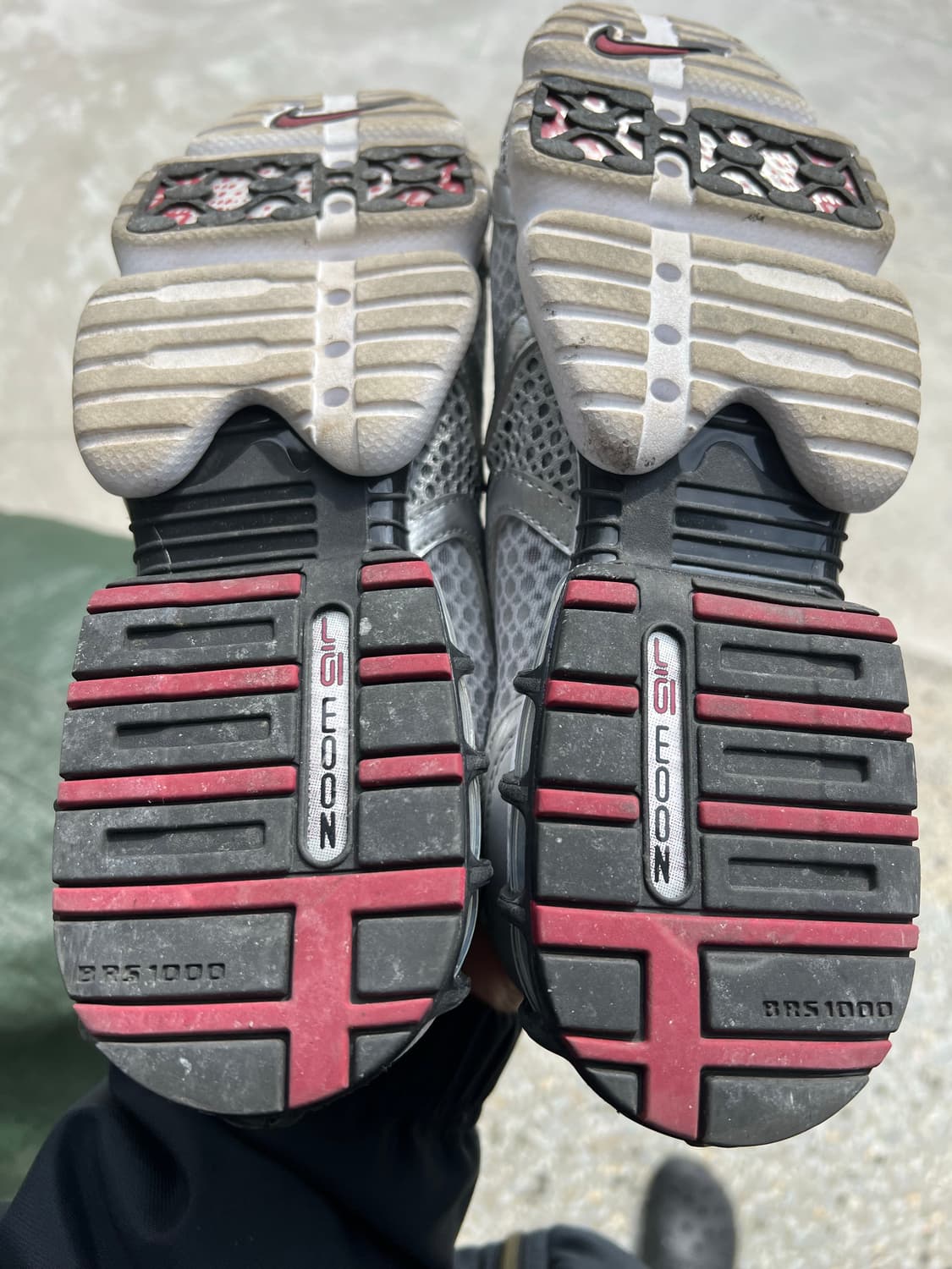 나이키 에어 줌 스피리돈 케이지 2 메탈릭 실버 상품이미지3