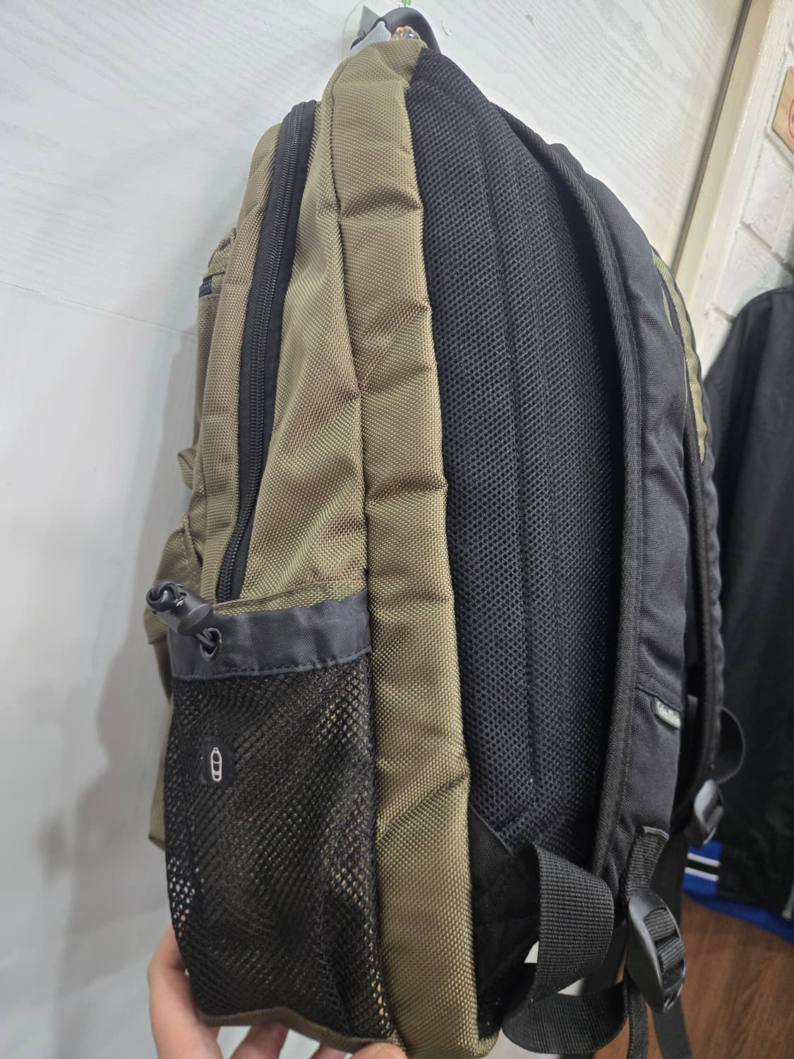 Calvinklein 캘빈클라인 백팩 가방! 상태 굿굿굿! 수납공간 굿 상품이미지3