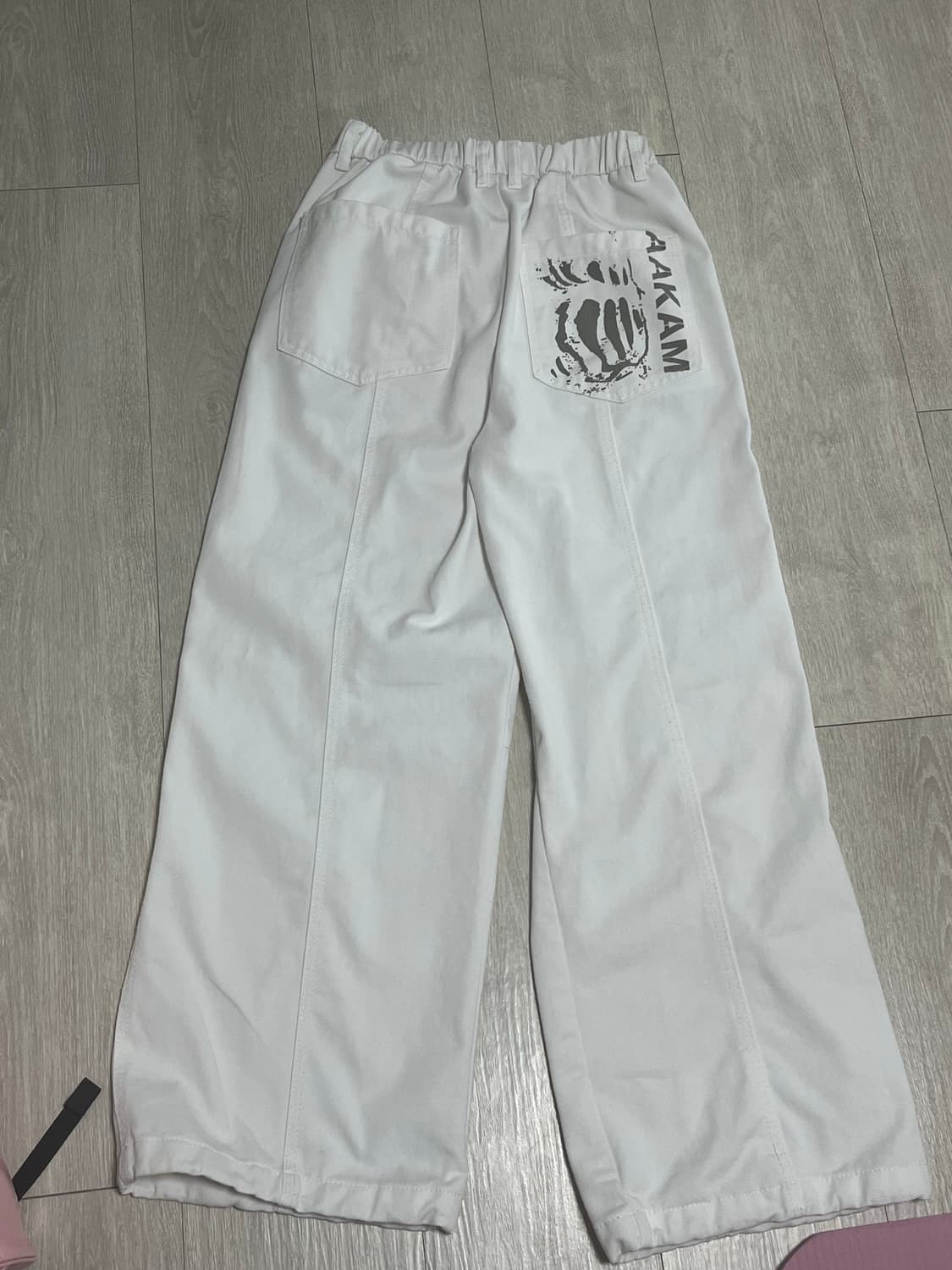 아캄 Knee Pin-tuck Printed Denim Pants (Wh 상품이미지5