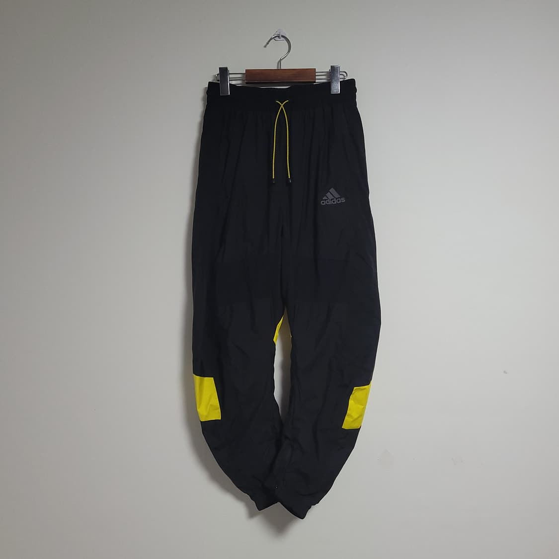 (28) ADIDAS 아디다스 스트릿 우븐 트랙 트레이닝 바지 상품이미지1