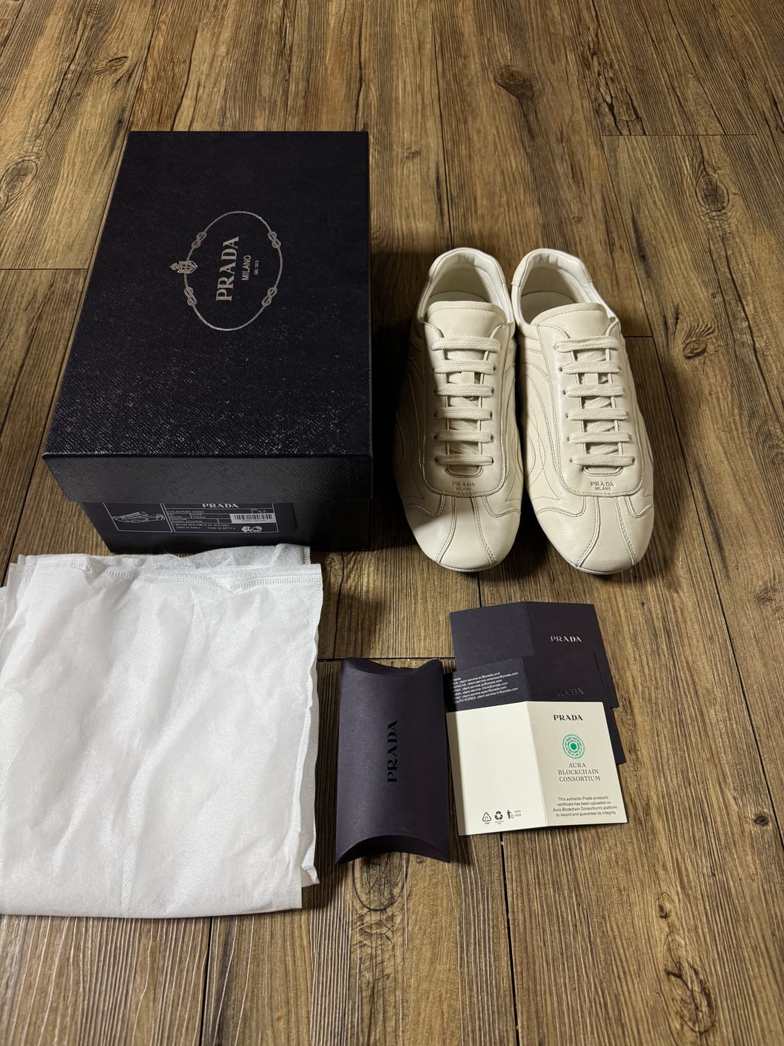 프라다 26SS 몬테카를로 레더 스니커즈 9.5 상품이미지1