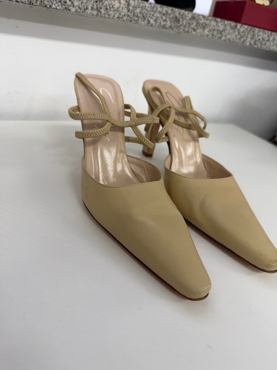 정품) 쥬세페자노티 여성 샌들힐 37 상품이미지3