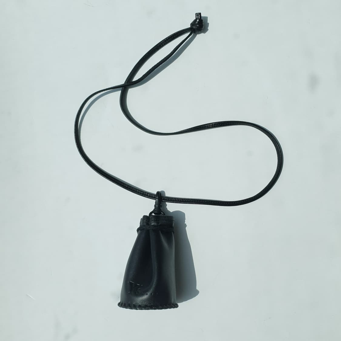 Y's Leather Pouch
by Yohji Yamamoto 상품이미지7