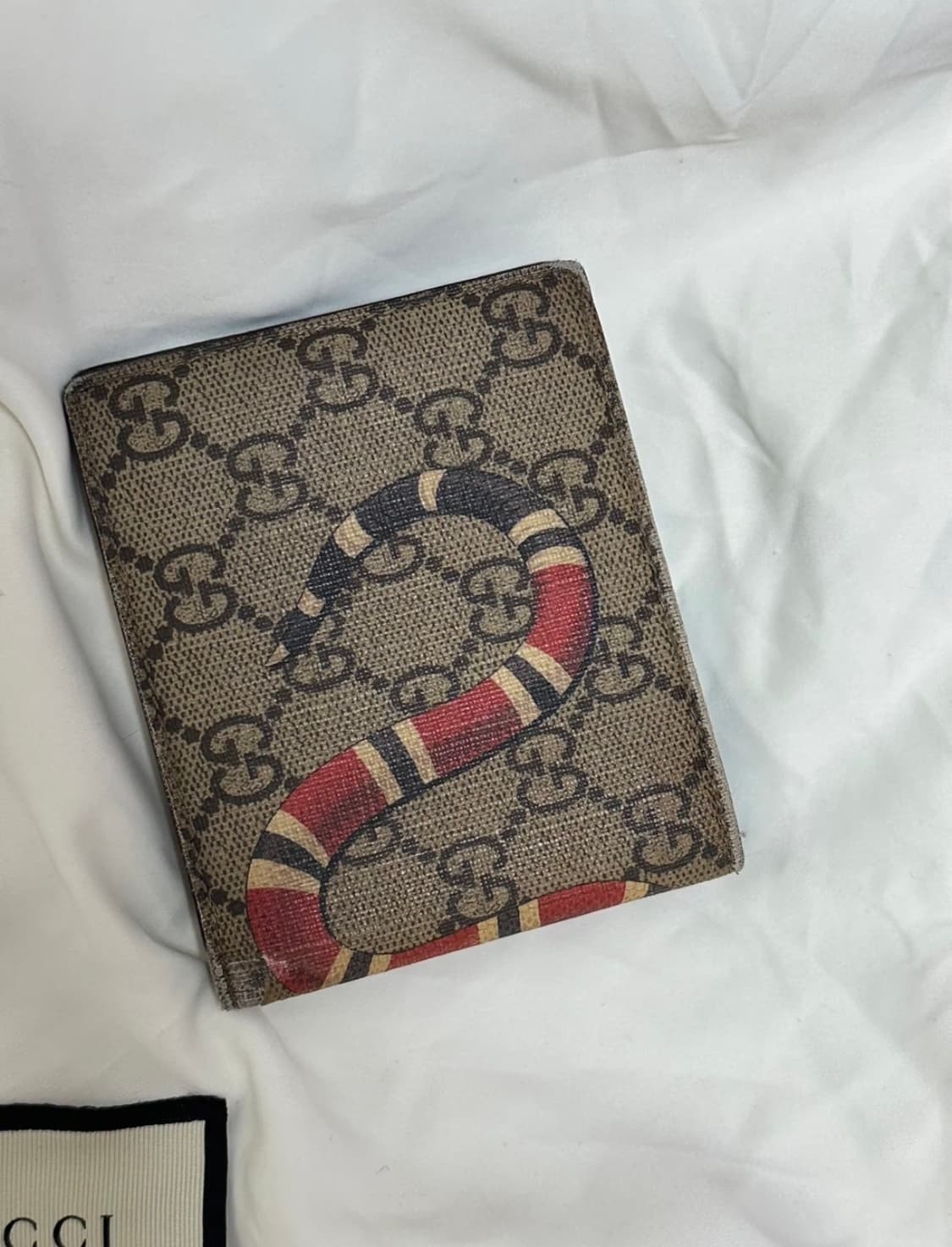 구찌 스네이크 토트백 + 스네이크 반지갑 상품이미지6