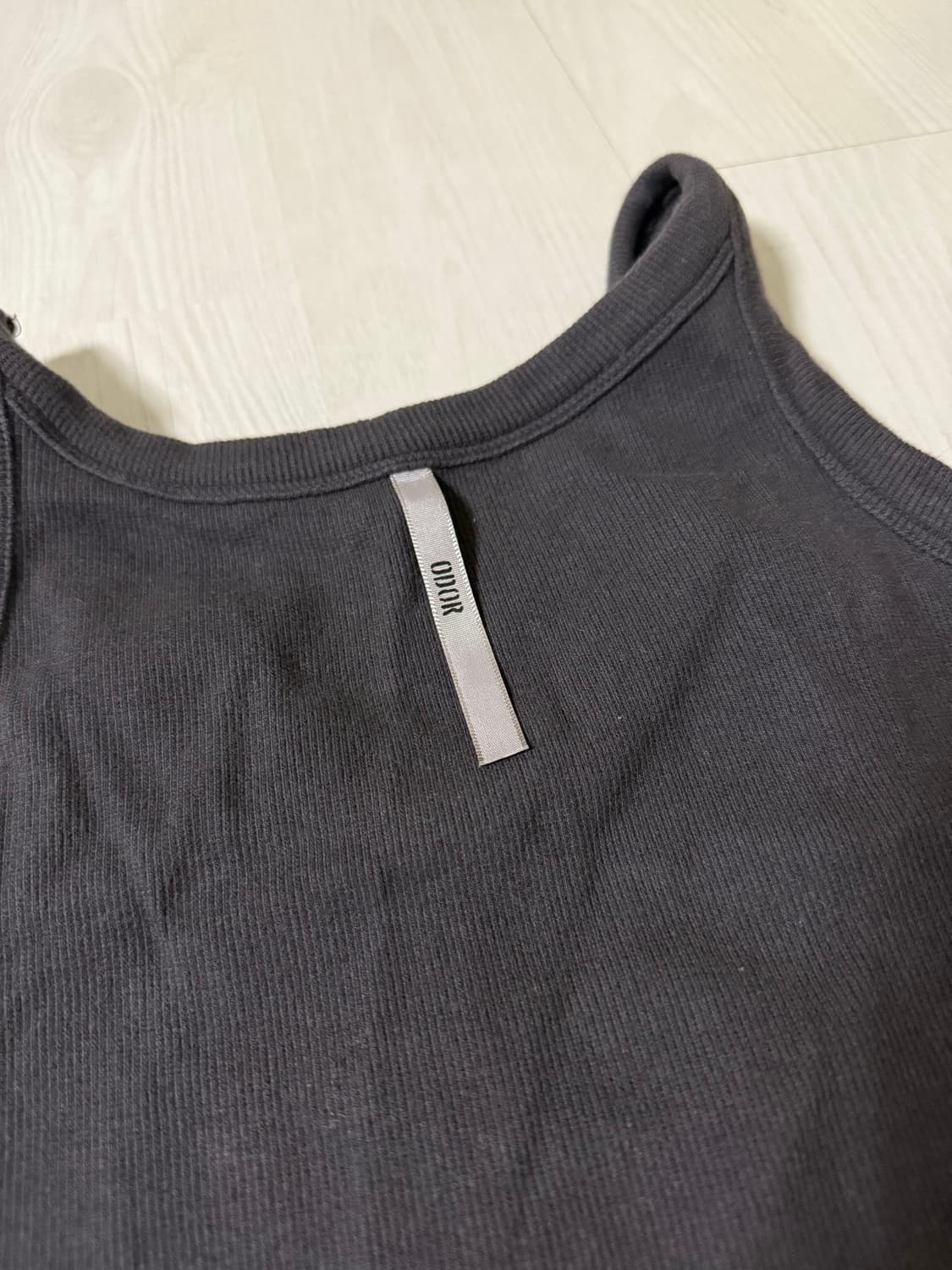 오도어 메이드 차콜 나시  상품이미지3