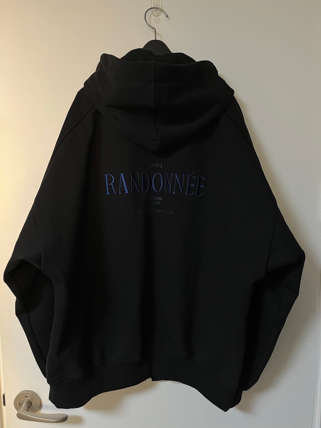 [M] 22FW 준지 레터링 후드 집업 블랙(최종가격) 상품이미지2