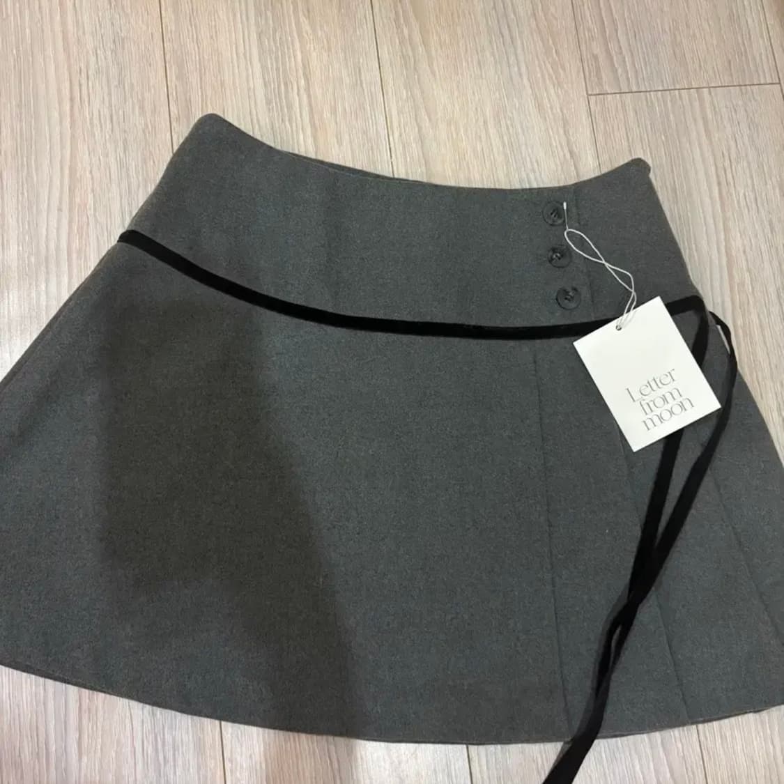 레터프롬문 미닛 ‎리본 플리츠 스커트 그레이 상품이미지2