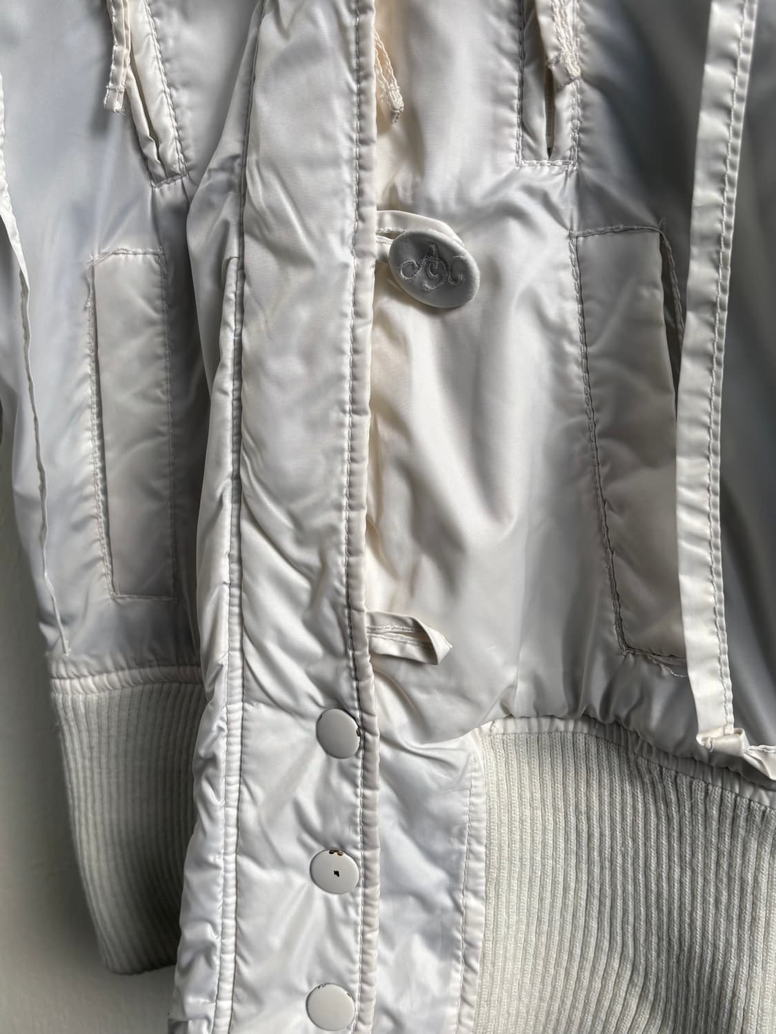 Armani Exchange White Fur Hood Jacket  상품이미지3