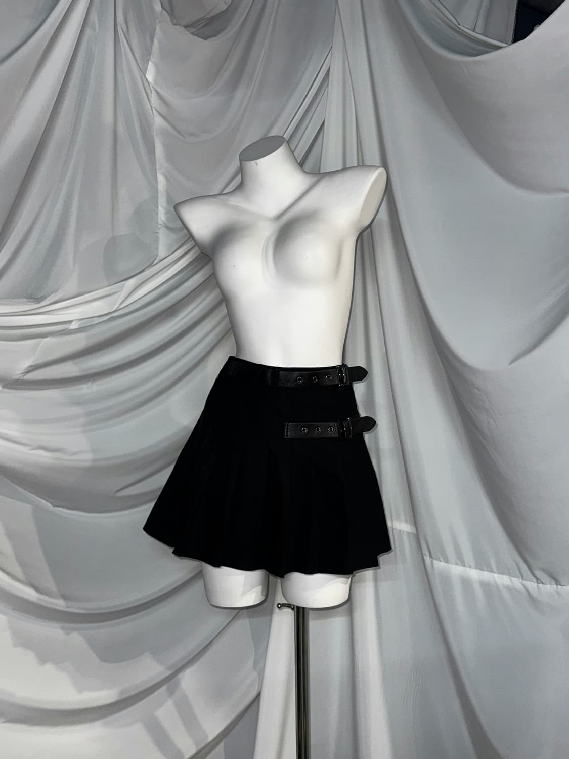 딤모아르 미사깔 나폴레옹 레더 펑크 프레피 코디세트 상품이미지2