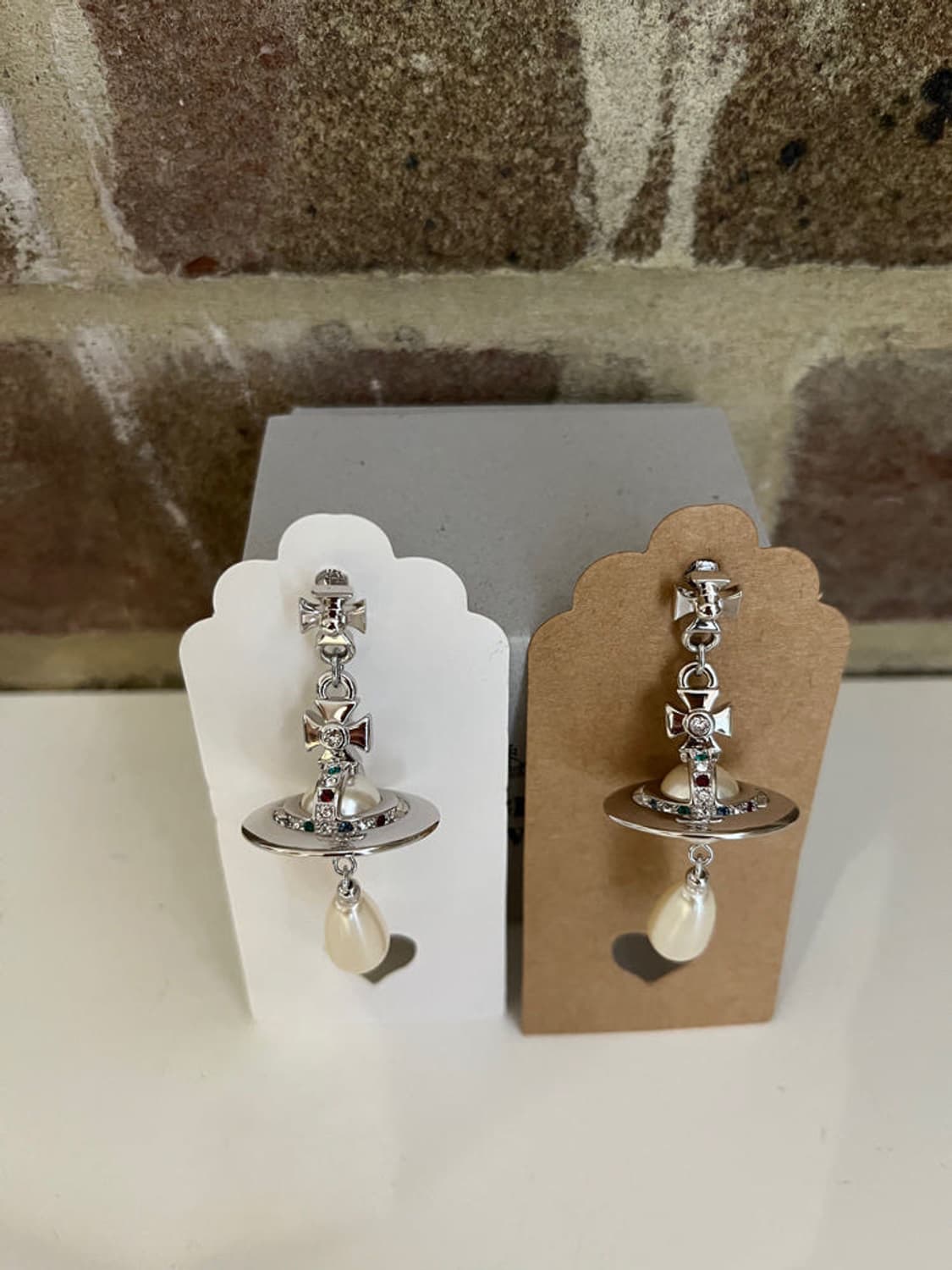 비비안웨스트우드 펄 드롭 이어링 상품이미지1