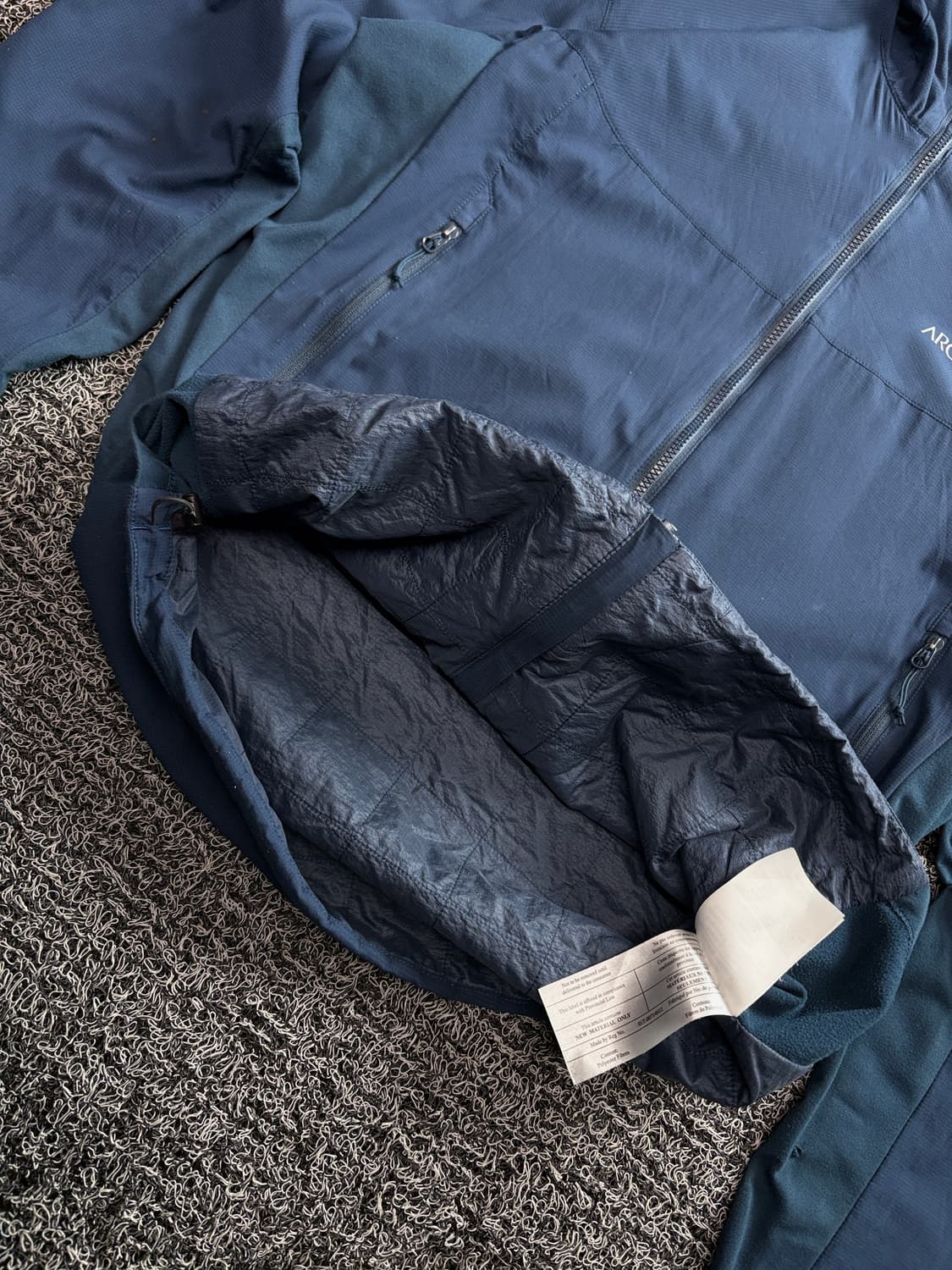 아크테릭스 아톰 SL 네이비 후디 재킷 4218 상품이미지4
