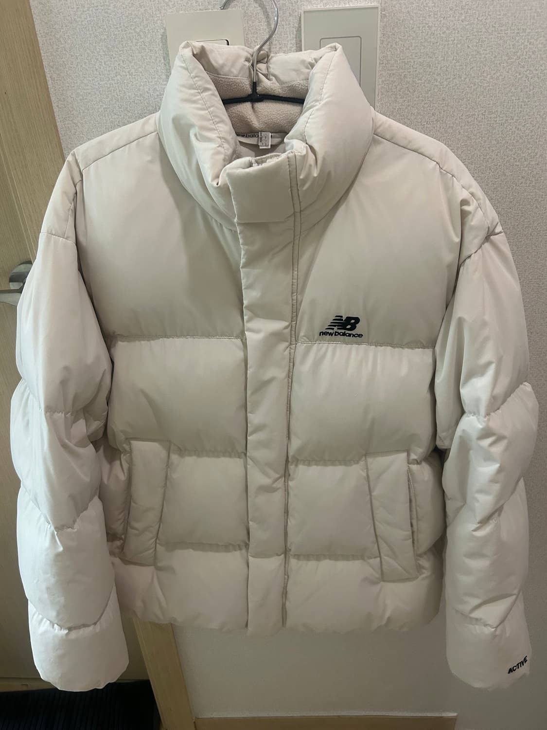 뉴발란스 액티브 숏 구스다운 95(M) 상품이미지1