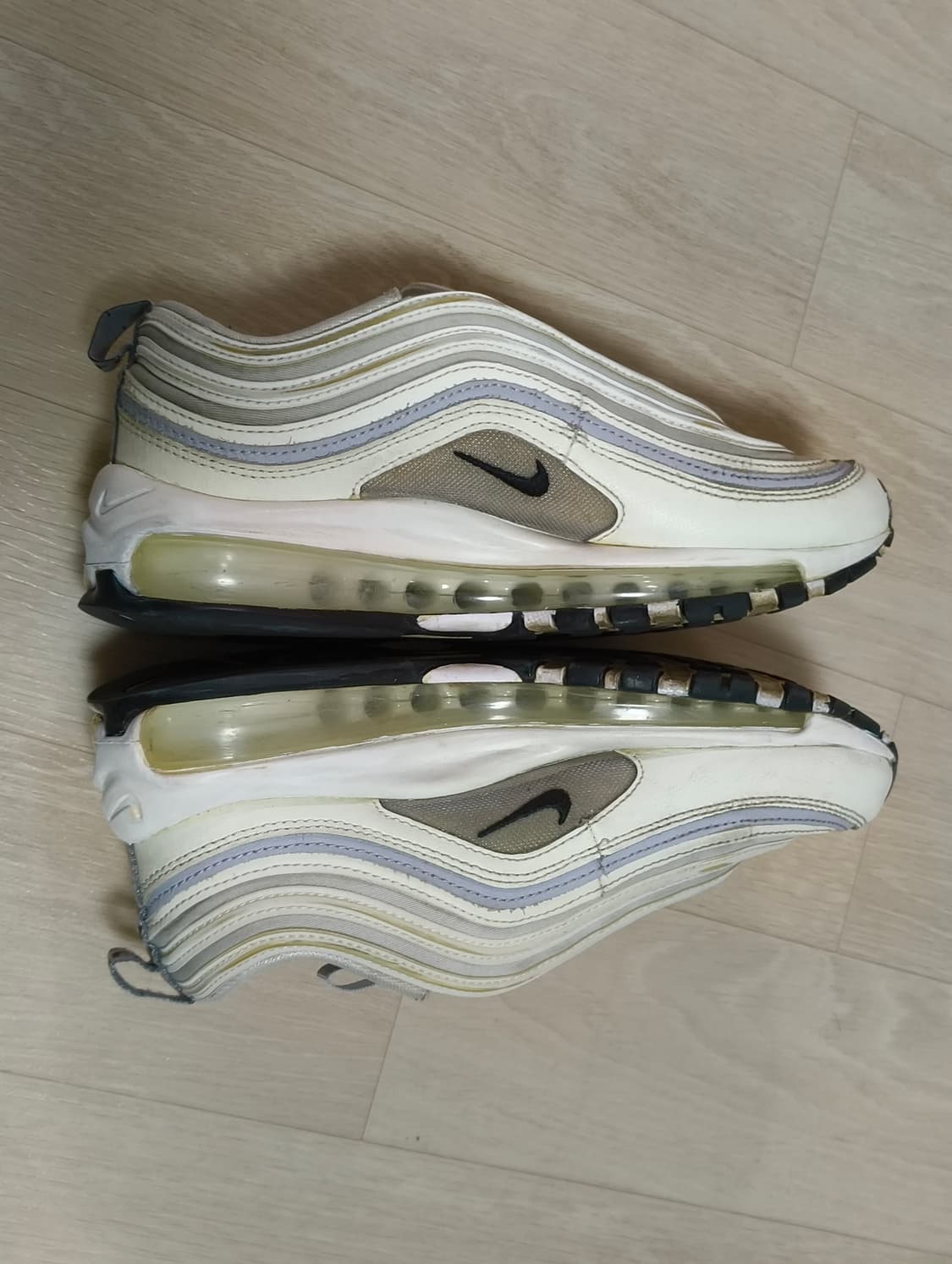 나이키 에어맥스97 고스트 235사이즈 상품이미지9