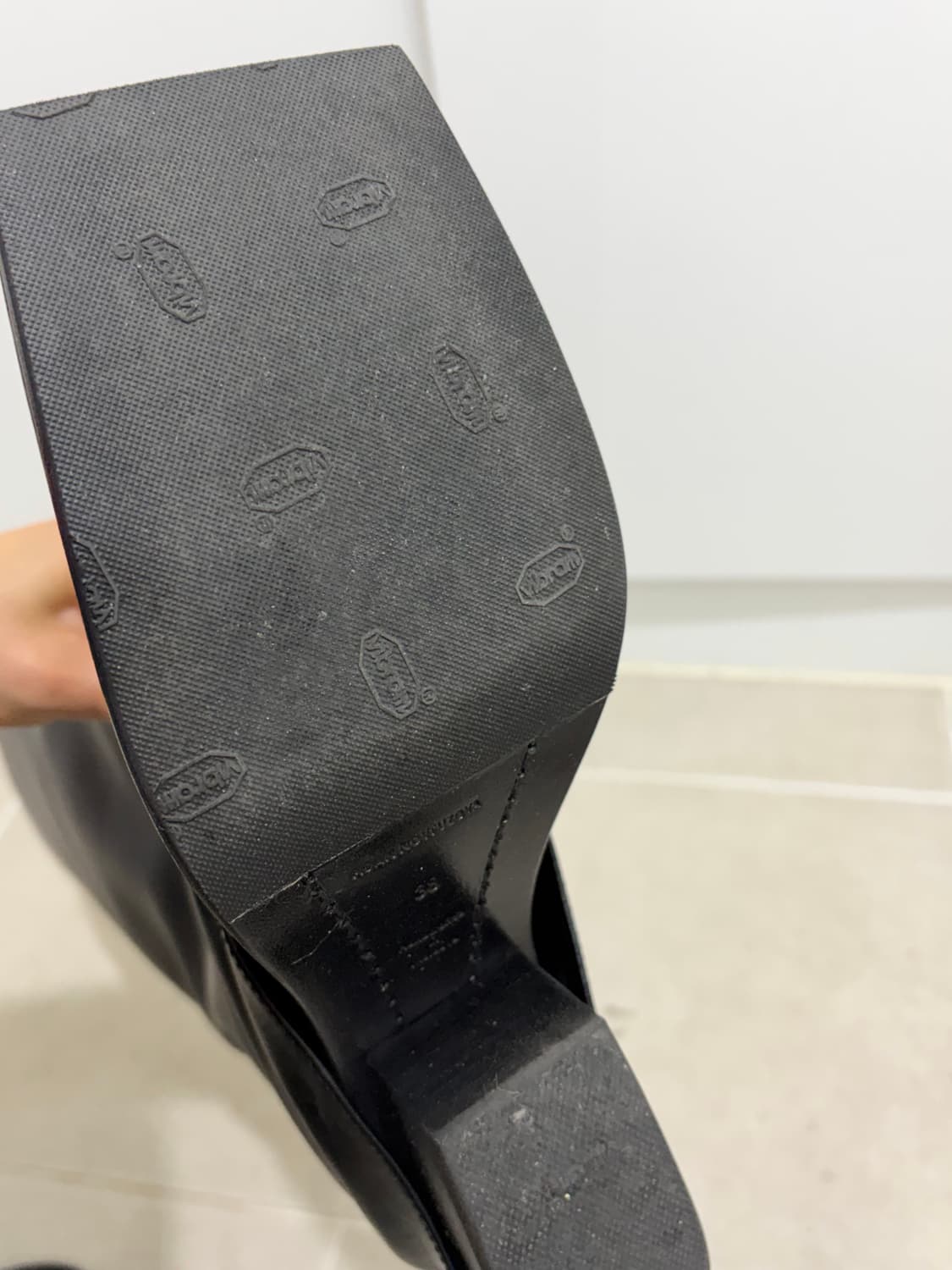 피단 노브루조바 청키힐 부츠 판매(38/250) 상품이미지5