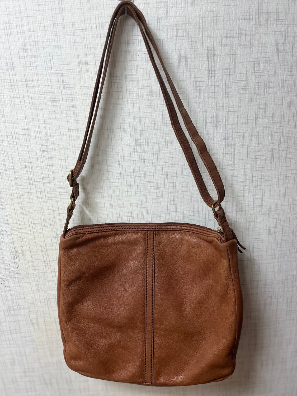 파슬 Fossil 가죽 크로스백 브라운 30x30 상품이미지3