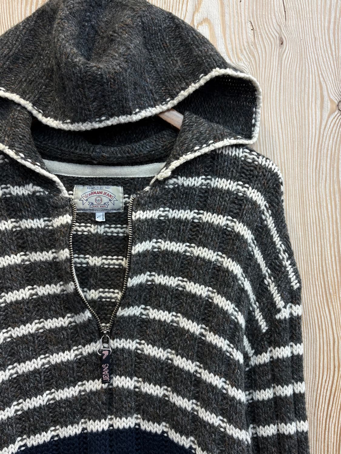 알마니진스 스트라이프 하프집업 후드 니트 상품이미지5