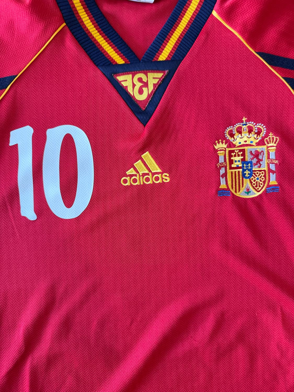 [M/100]98-99 스페인 국대 홈 라울 유니폼 604867 상품이미지4